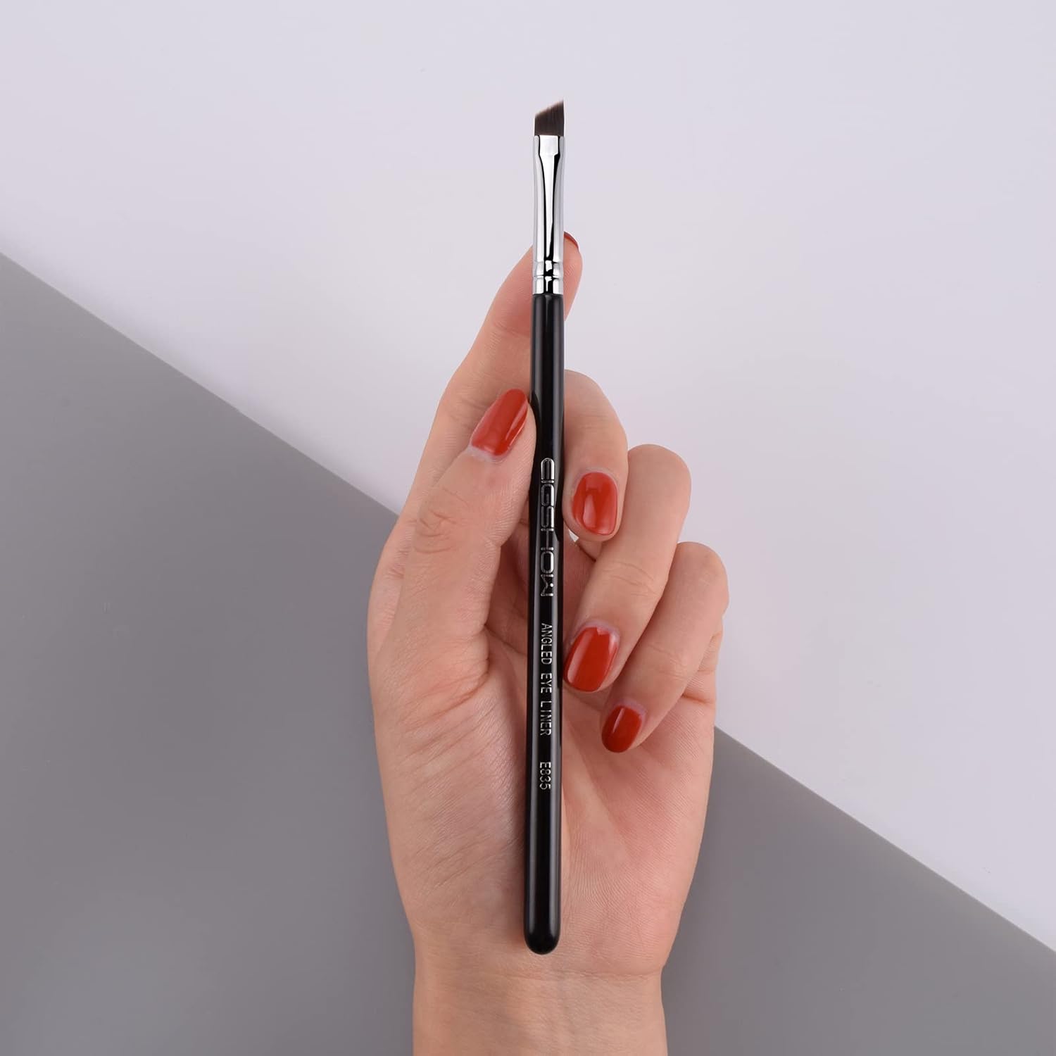 Eyeliner Brush Fine Angled - PRO Precision Gel Eye Liner Makeup Brush -Ultra Thin Slanted Flat Angle - Premium Cruelty Free Synthetic Bristles (E835) - Image 3