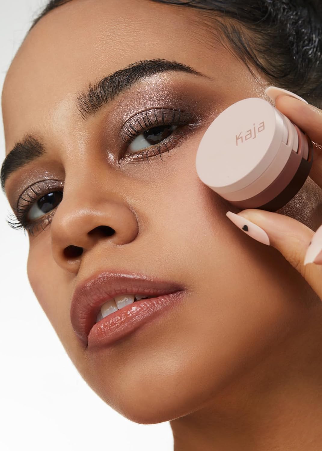 Kaja Beauty Bento Collection | Glitter + Shimmer + Matte | 21 Cold Brew Einspänner - Soft Ash Gray | 2019 Best of Beauty Award in Glitter - Image 5