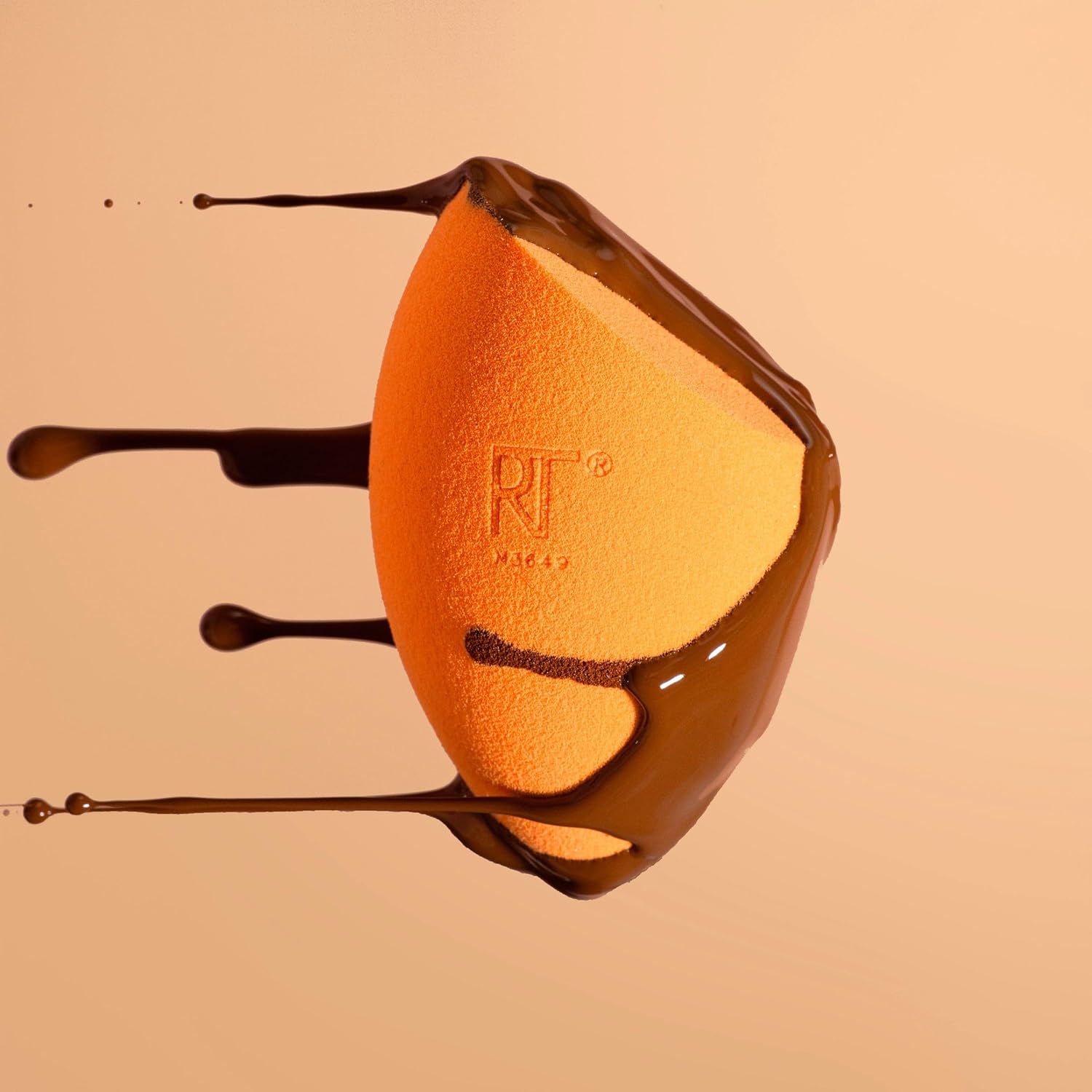 Real Techniques Miracle Complexion Sponge, Makeup Blender for Liquid and Cream Foundation, Full Coverage, Streak-Free Professional Makeup Tool, Cruelty Free, Vegan, Latex Free, 4 Count - Image 11