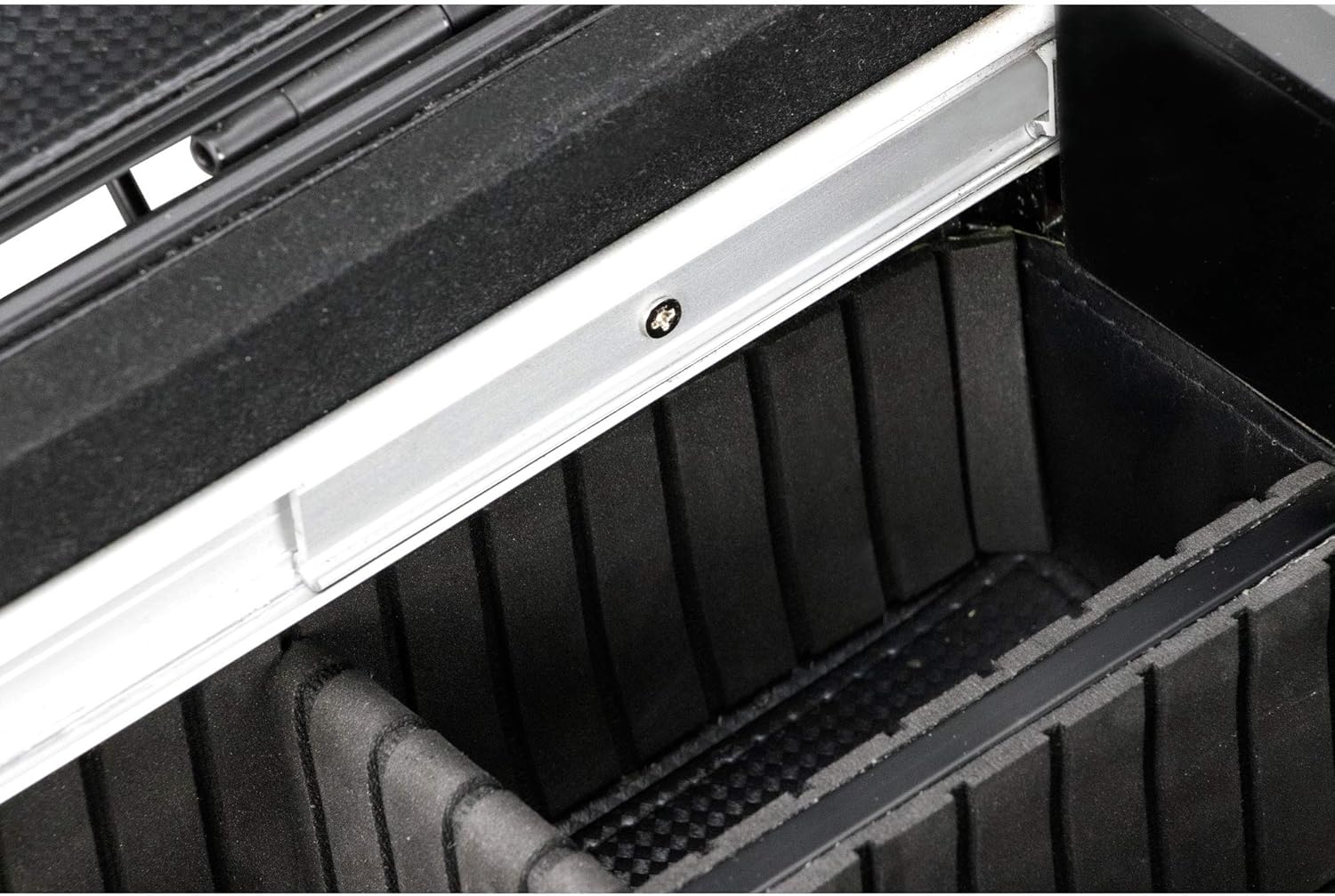 VER Beauty Professional Barber Case - Image 8