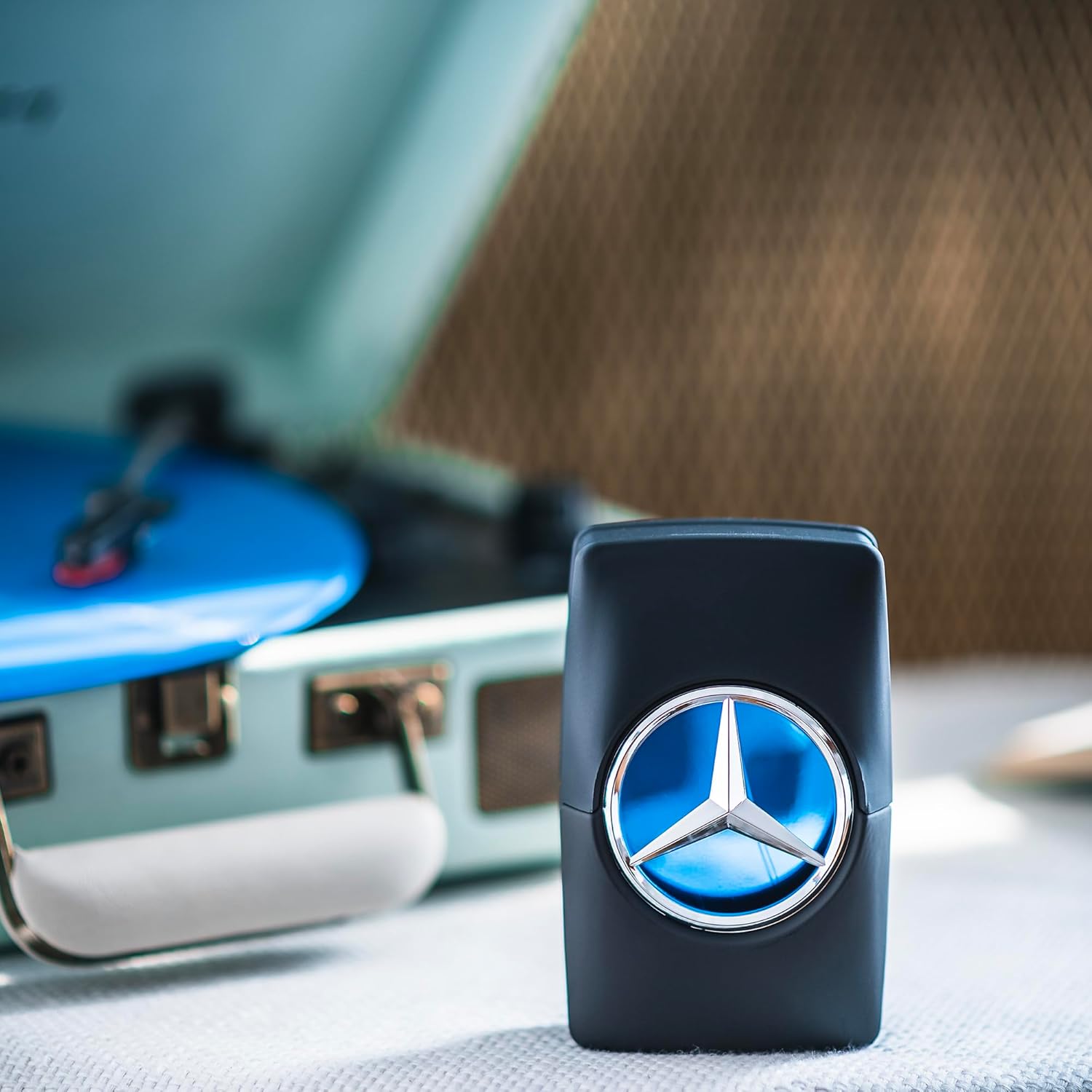 Mercedes-Benz Man - Elegant Fragrance Set With Sensual, Floral, Woody Notes - Mesmerize The Senses With Original Luxury Men’s Fragrance Gift Set - Endless Day Through Night Scent Payoff - 3 Pc - Image 9