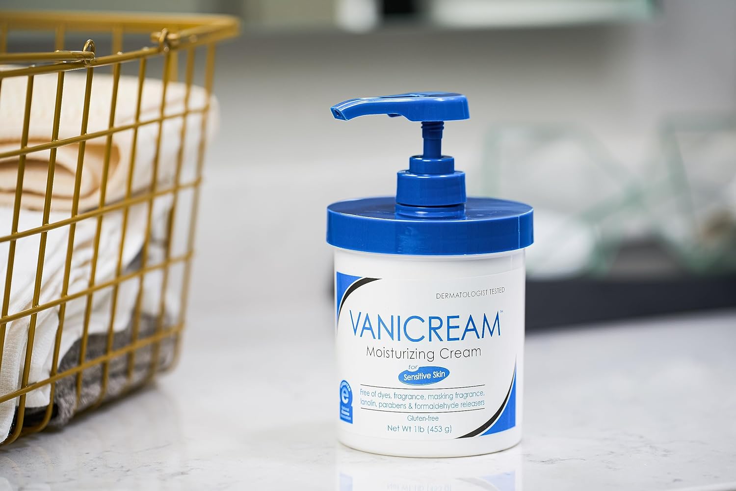 Vanicream Moisturizing Skin Cream with Pump Dispenser - 16 fl oz (1 lb) - Moisturizer Formulated Without Common Irritants for Those with Sensitive Skin - Image 6