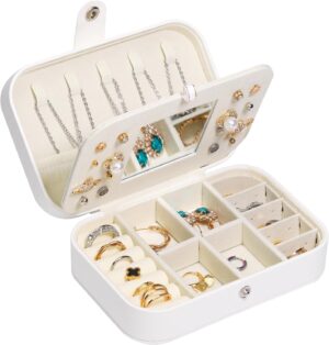 Travel Jewelry Box, Portable Jewelry Case Small Jewelry Organizer Storage Holder Boxes for Bracelets,Necklaces,Earrings,Rings