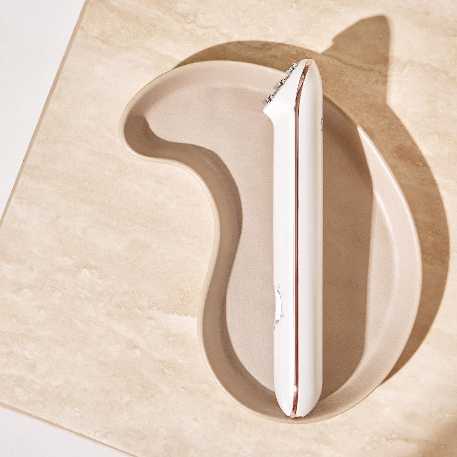 Silk’n Anti-Aging Device - Titan Mini - Wrinkle Reduction and Skin Tightening - Rejuvenates Skin on Smaller Face Areas - Cordless Use - Skin Care Device with LED - Unisex Hygiene and Personal Care - Image 8