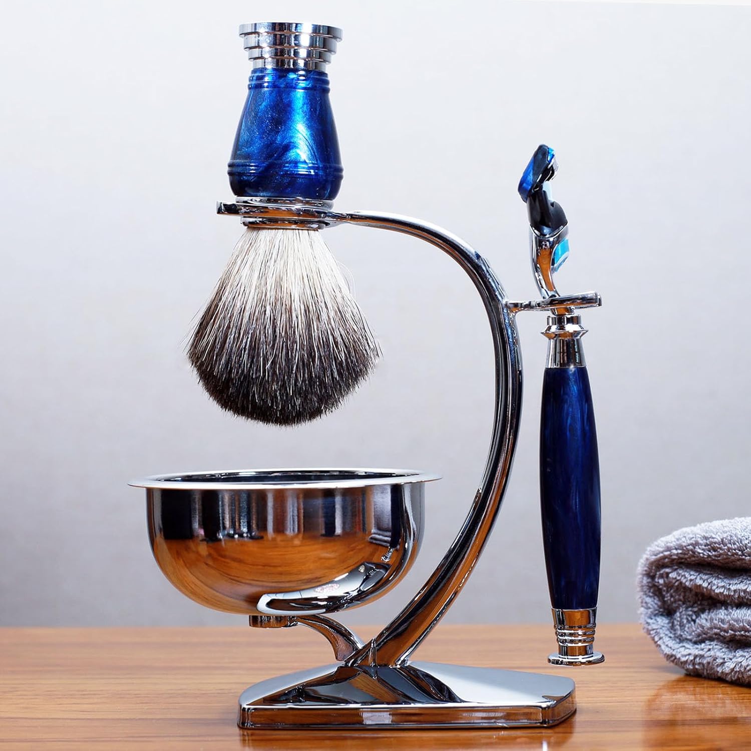 Luxury Shaving Razor Kit for Men with 5-Layer Shave Blade,Badger Hair Shaving Brush and Soap BowL,Unique Shaving Present Tool for Him - Image 8