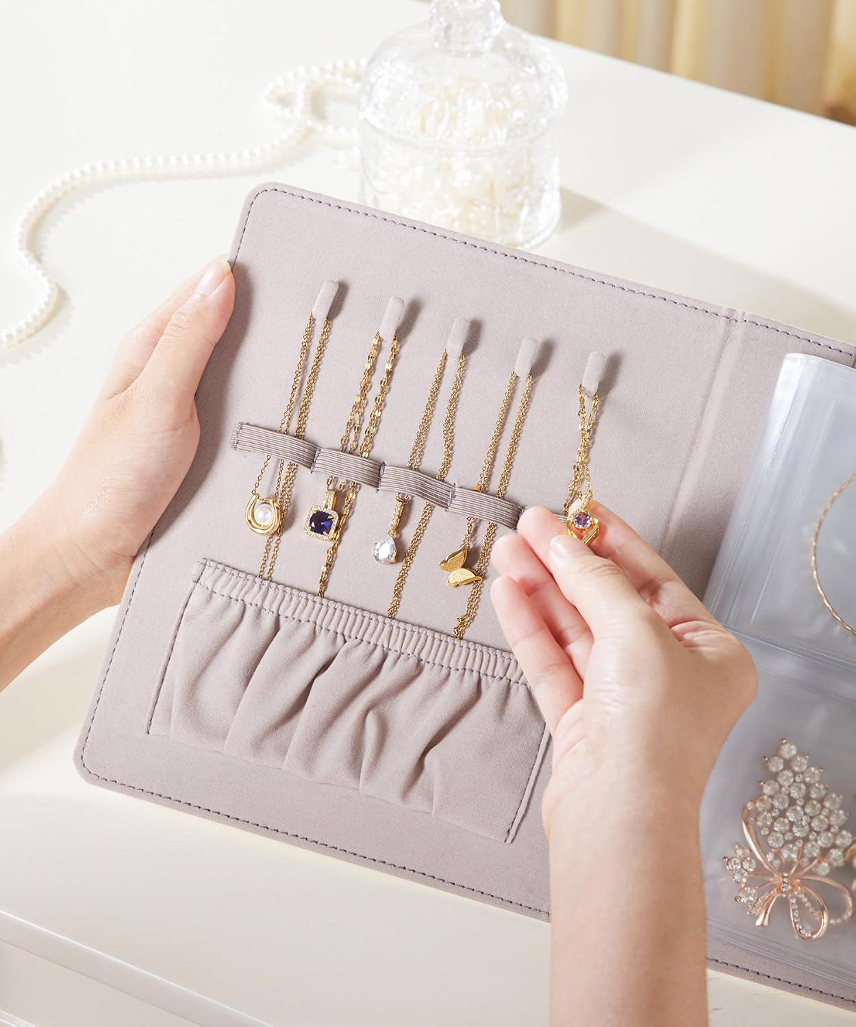 Homde Women Travel Jewelry Box: Traveling Organizer for Ring Necklace Bracelet - Storage Book with Plastic Pouches for Friend Sister Mother - Image 9