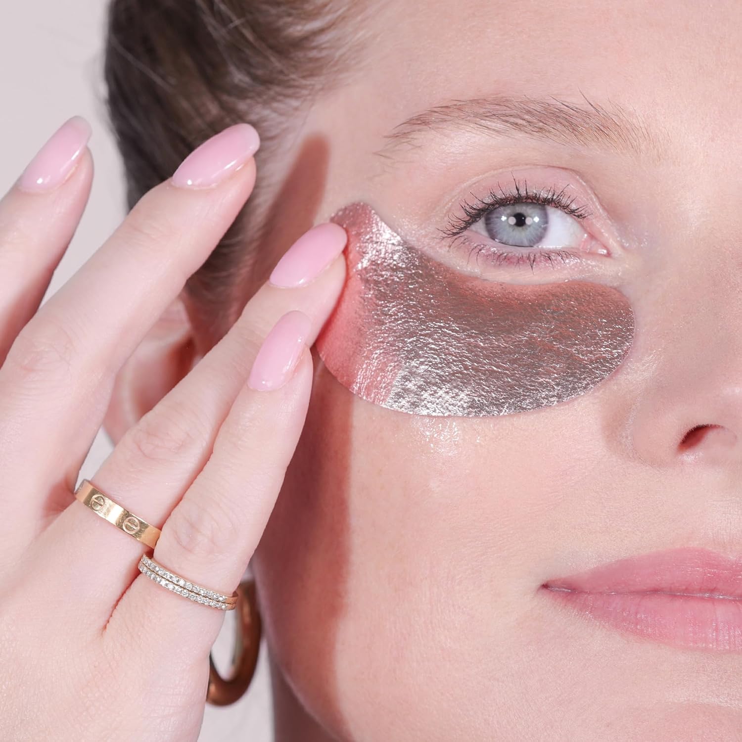 Wander Beauty Baggage Claim - Rose Gold Foil Under Eye Patches For Dark Circles and Puffiness - Under Eye Mask Depuffs & Firms - Brightening Eye Mask for Under Eye Bags (6 Pairs) - Image 5