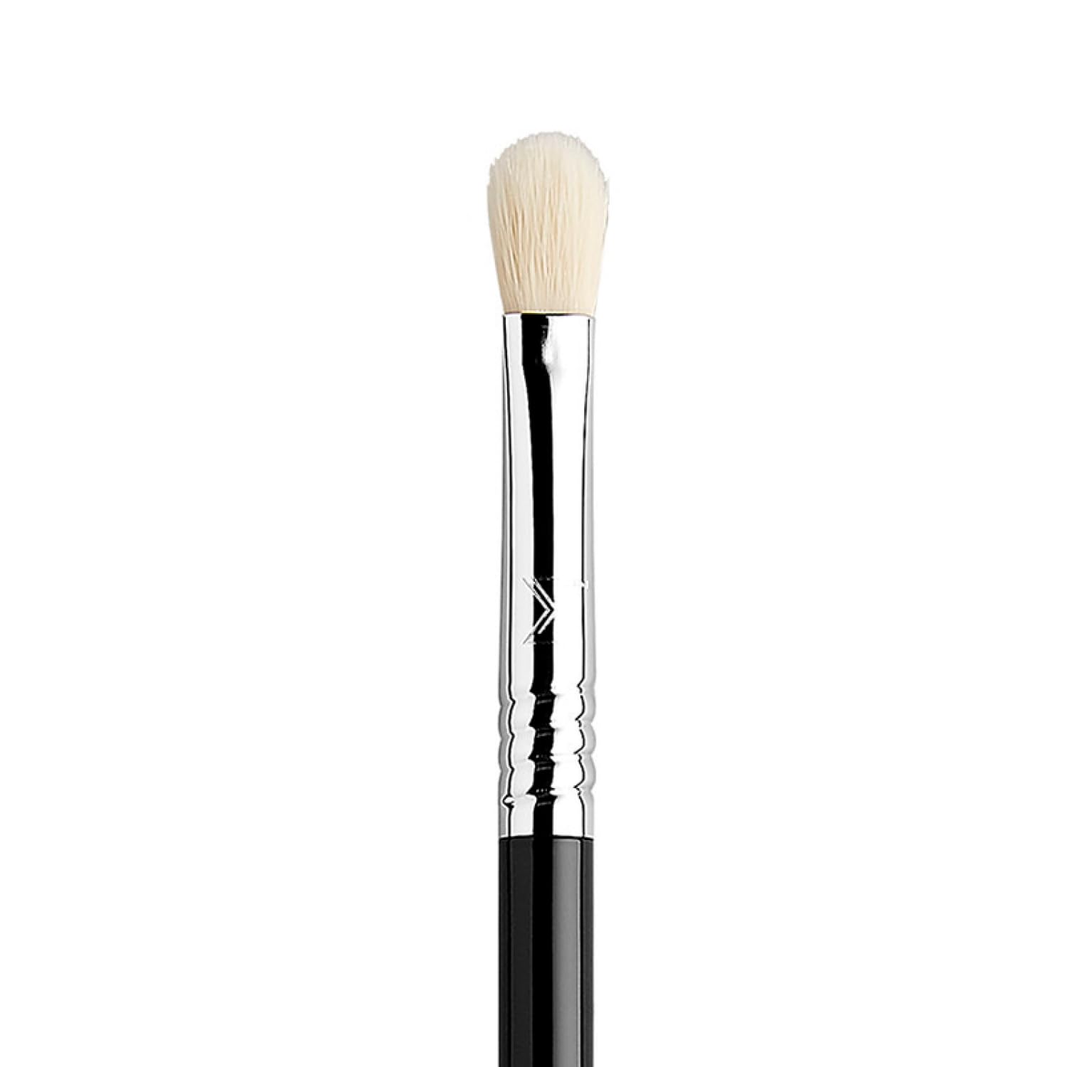Sigma Beauty Professional E27 Detail Eyeshadow Blending Brush – Eyeshadow Application and Blending Brush - Apply Pigment and Blend Harsh Lines for a Well Blended Effect (1 Brush) - Image 2