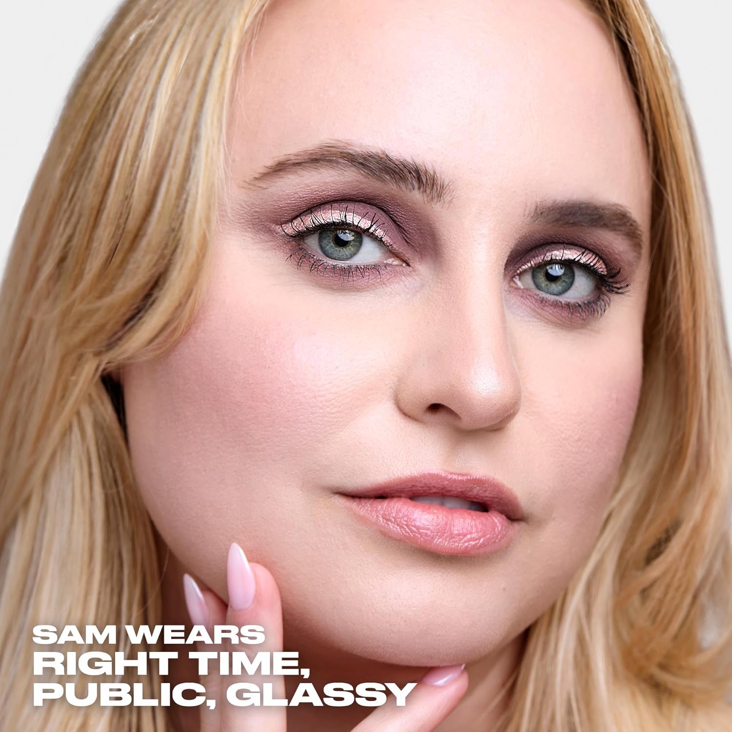 URBAN DECAY Naked 3 Mini Eyeshadow Palette - 6 Soft Pink Shadows, Matte & Shimmer Finishes, Ultra-Blendable Everyday Rosy Neutrals, Long-lasting Wear, Travel Makeup with Mirror - Image 6